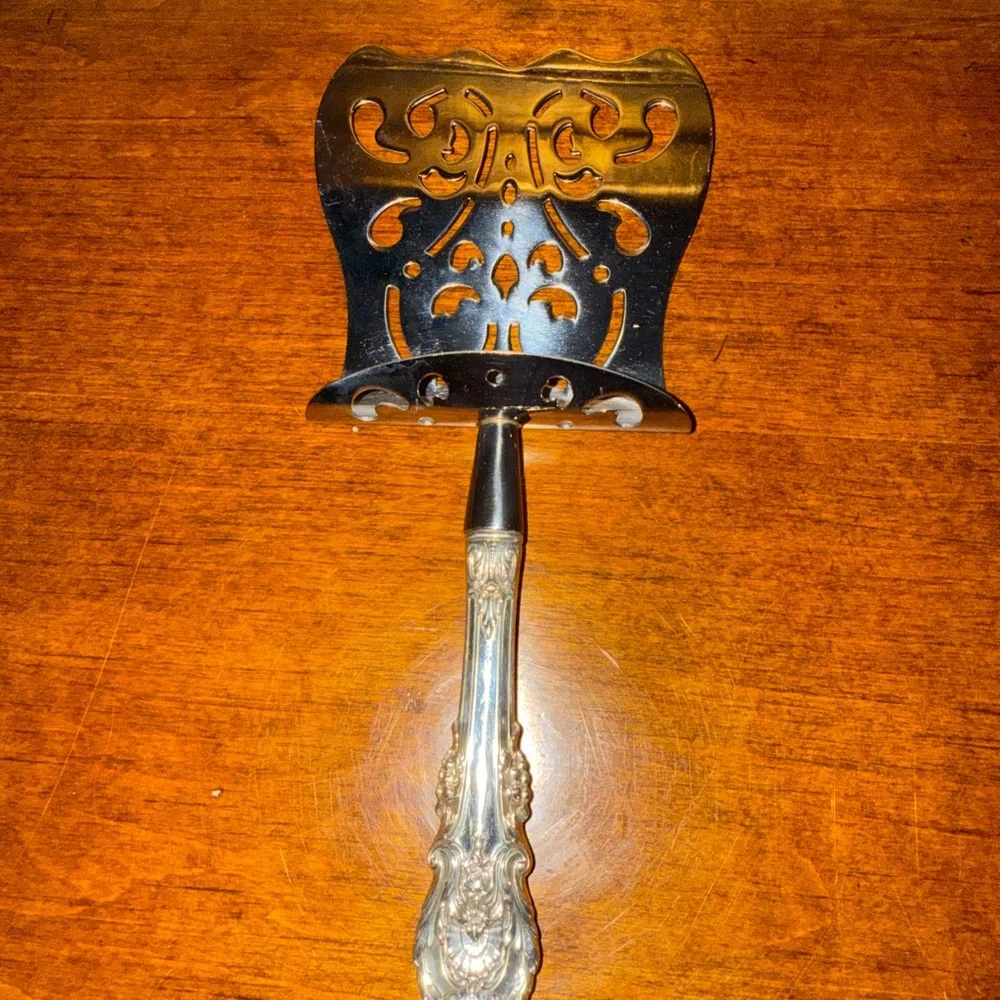 Wallace Sir Christopher Sterling Silver Asparagus server, never used!